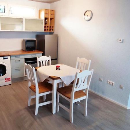Gemuetliches Gaestehaus Am Park راستات المظهر الخارجي الصورة